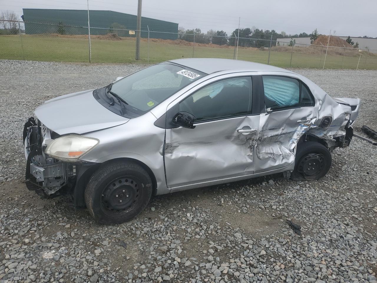 TOYOTA YARIS 2012