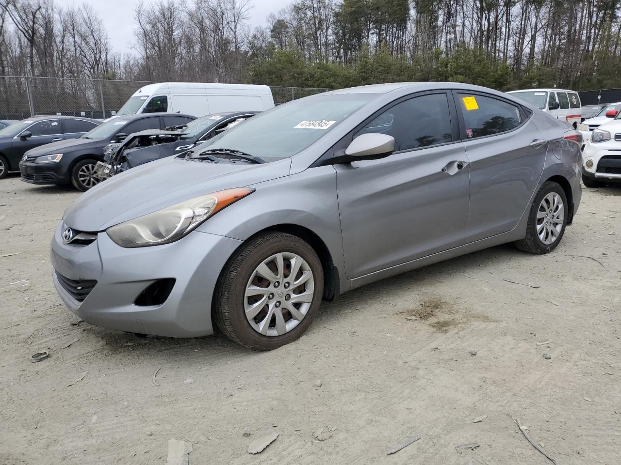 HYUNDAI ELANTRA GL 2013