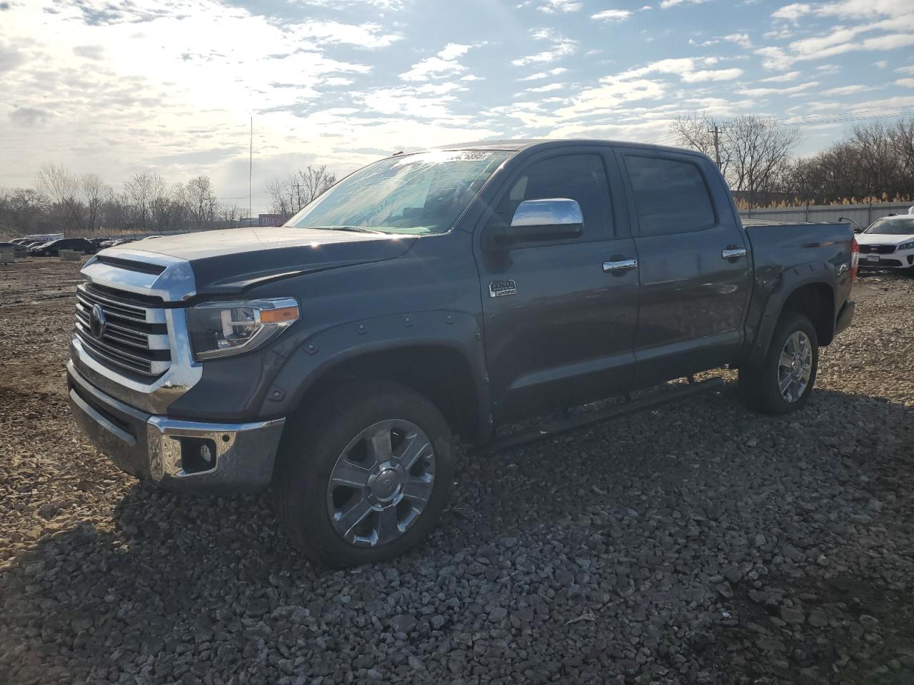 TOYOTA TUNDRA CRE 2019