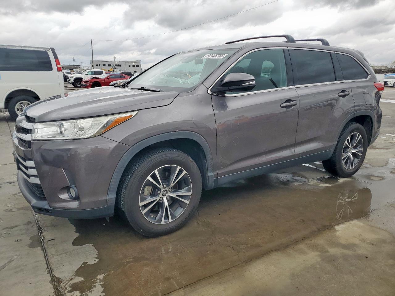 TOYOTA HIGHLANDER 2019