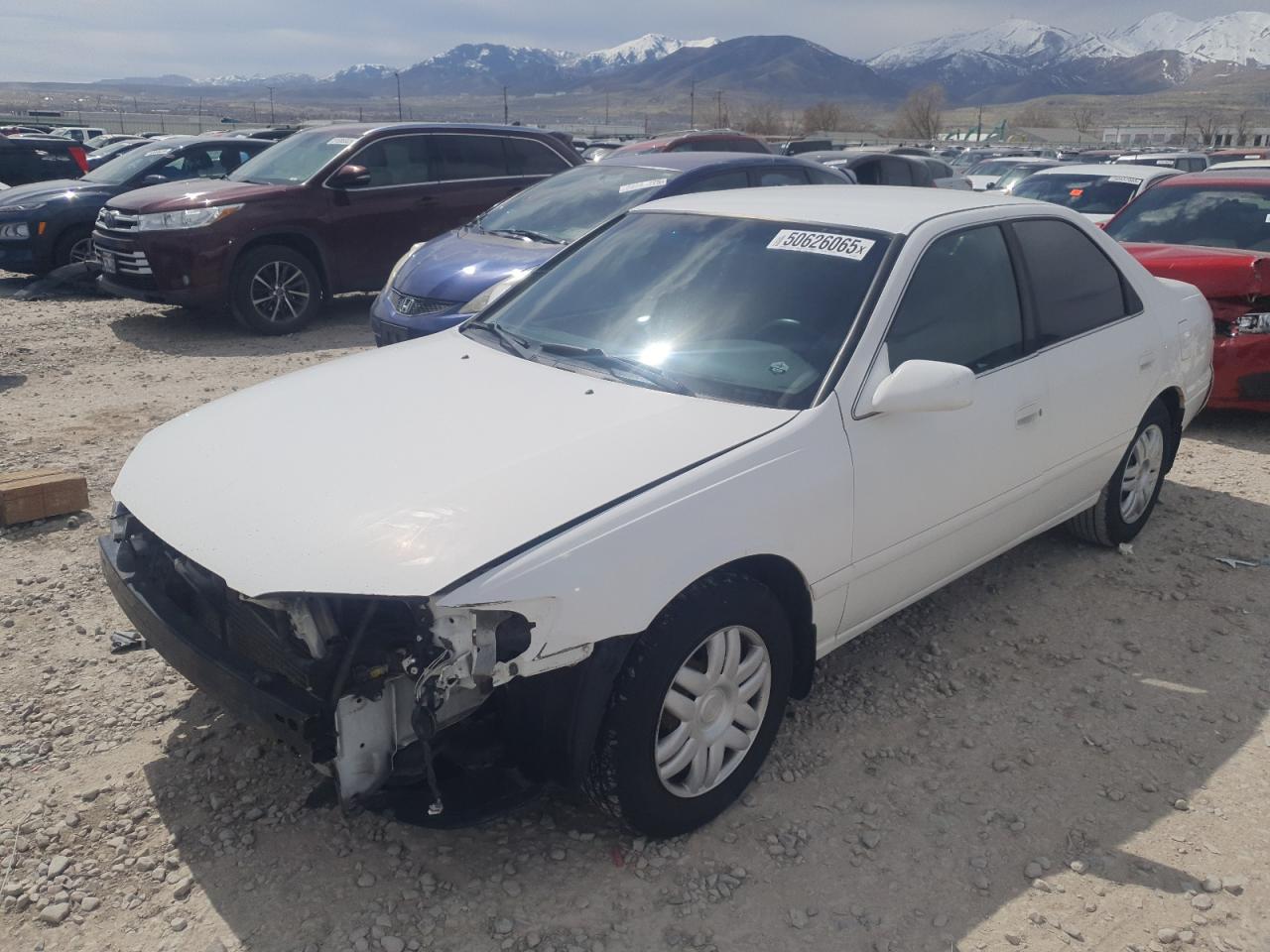 TOYOTA CAMRY CE 2001