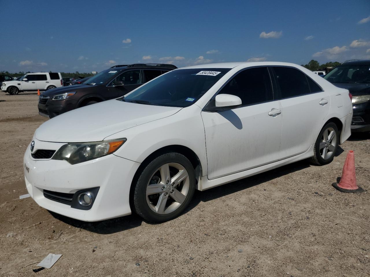 TOYOTA CAMRY L 2014