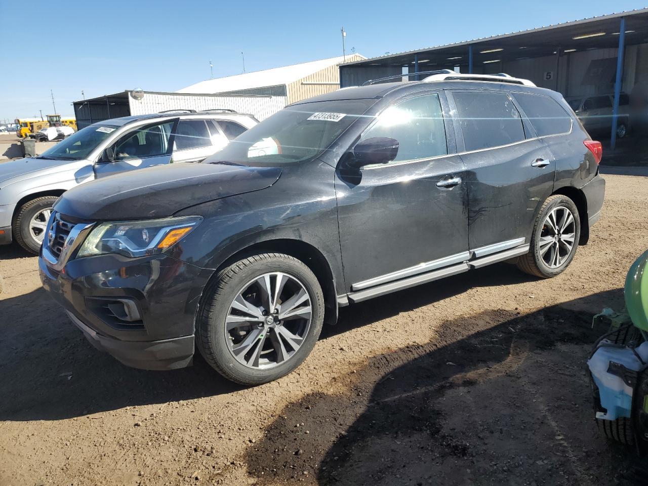 NISSAN PATHFINDER 2017