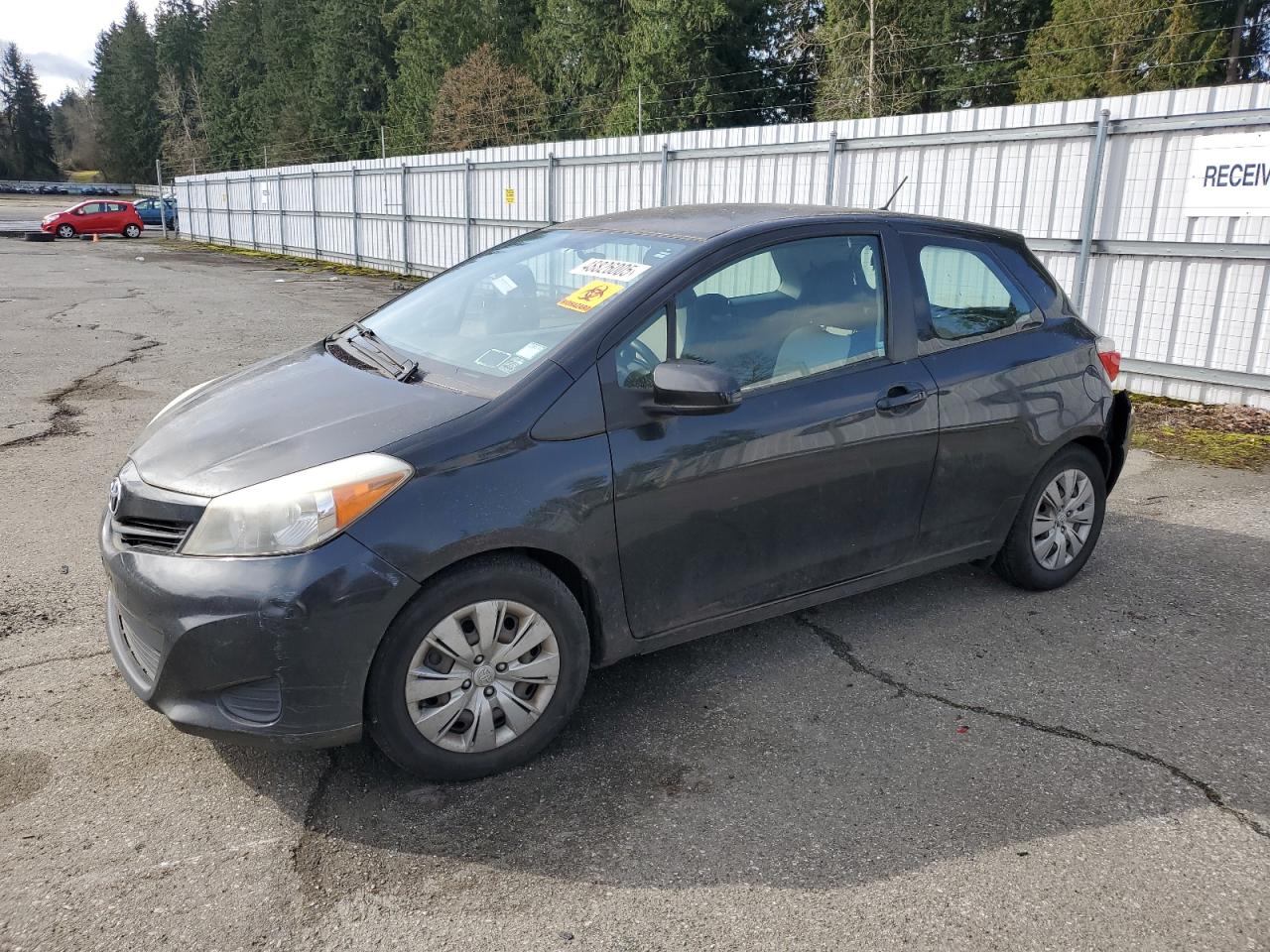 TOYOTA YARIS 2012