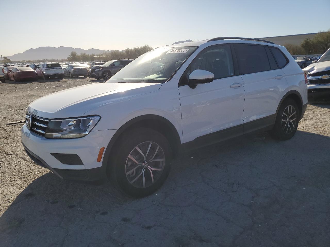 VOLKSWAGEN TIGUAN S 2021