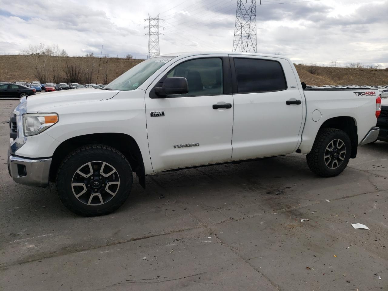 TOYOTA TUNDRA CRE 2014