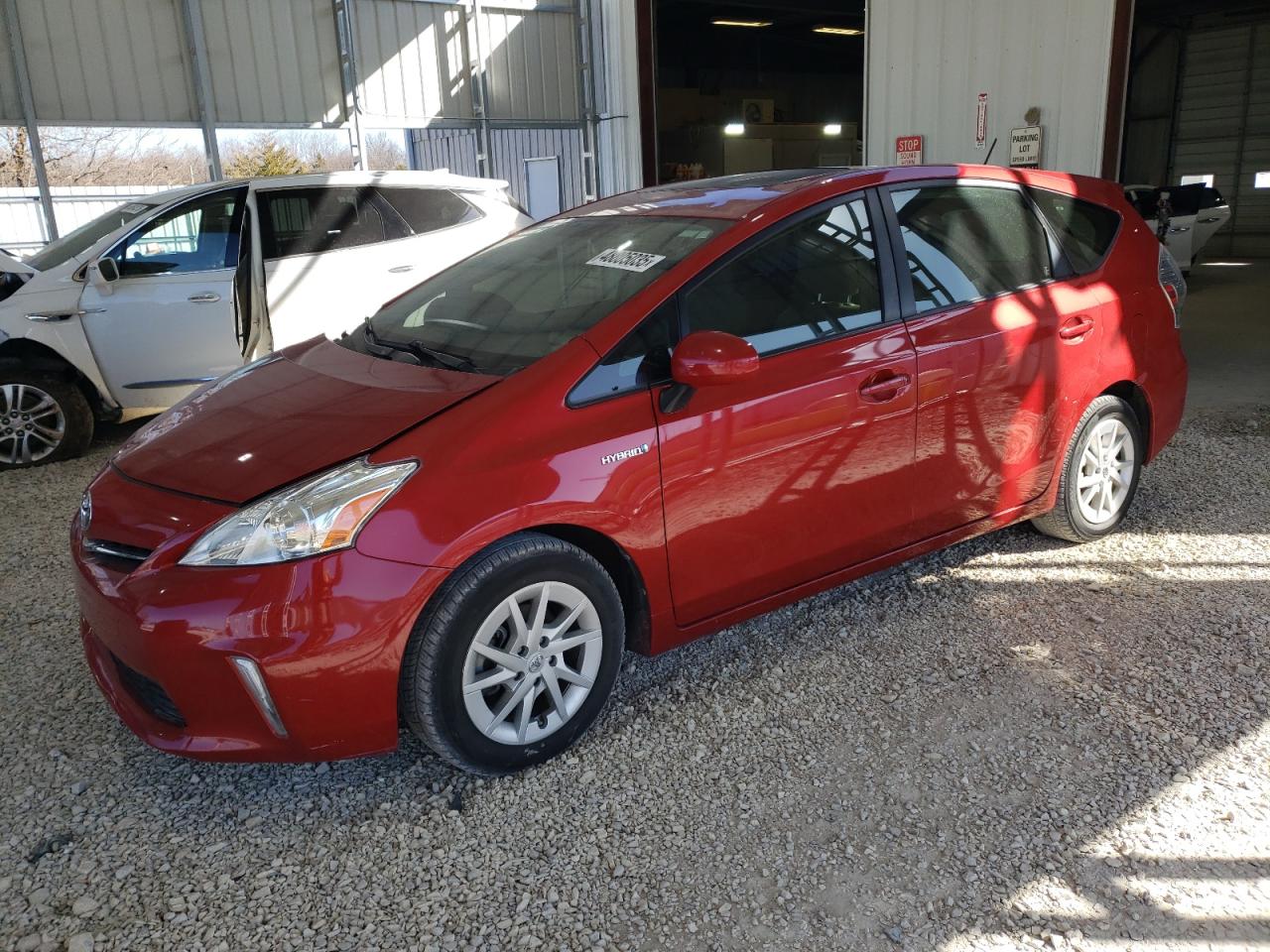 TOYOTA PRIUS V 2014