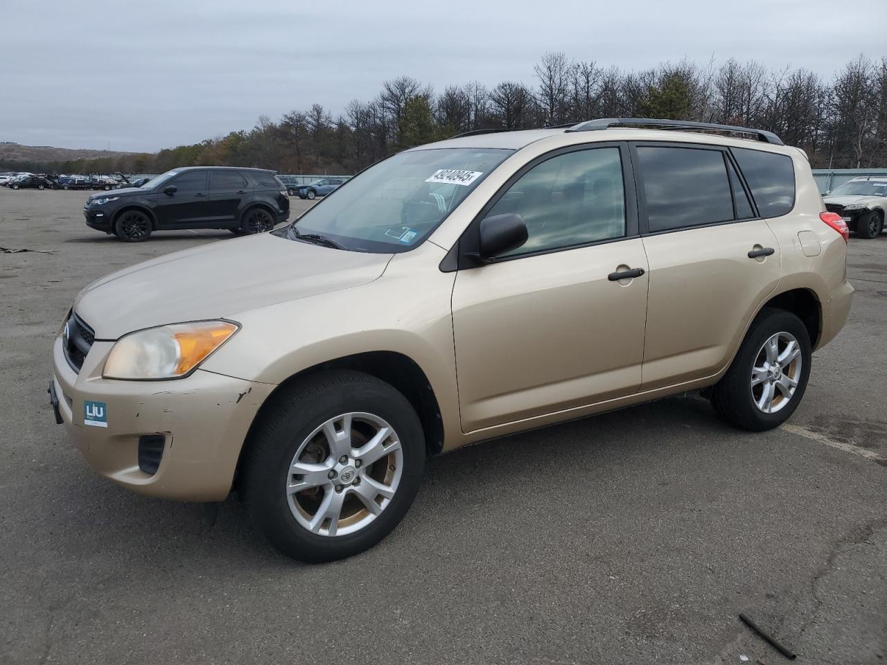 TOYOTA RAV4 2010