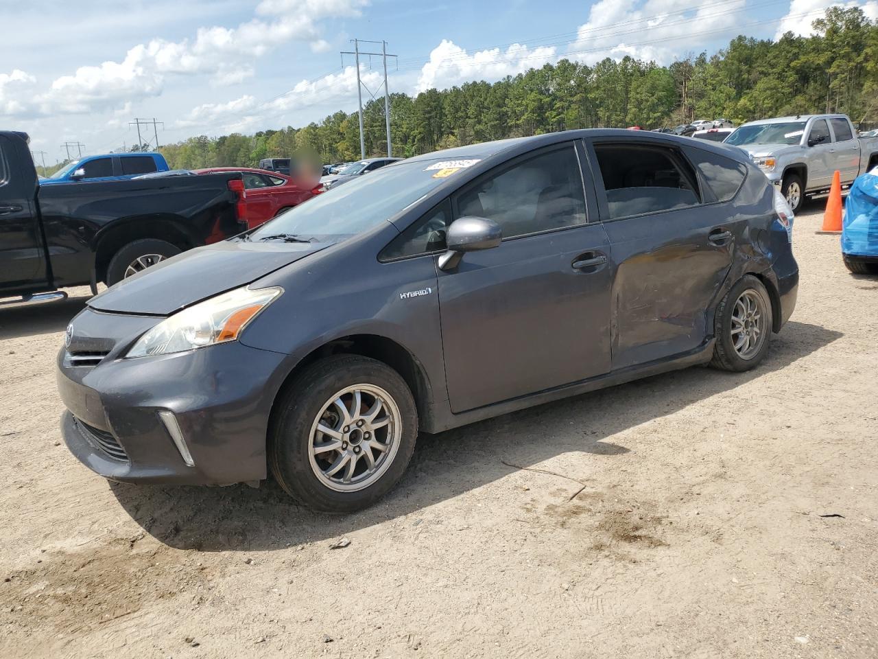 TOYOTA PRIUS V 2014