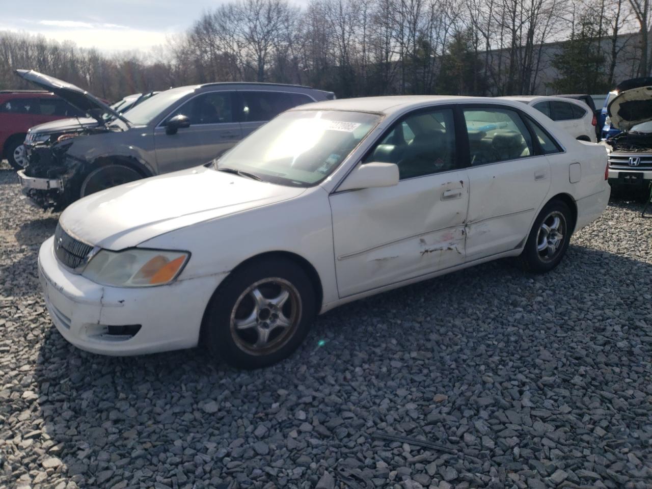 TOYOTA AVALON XL 2002