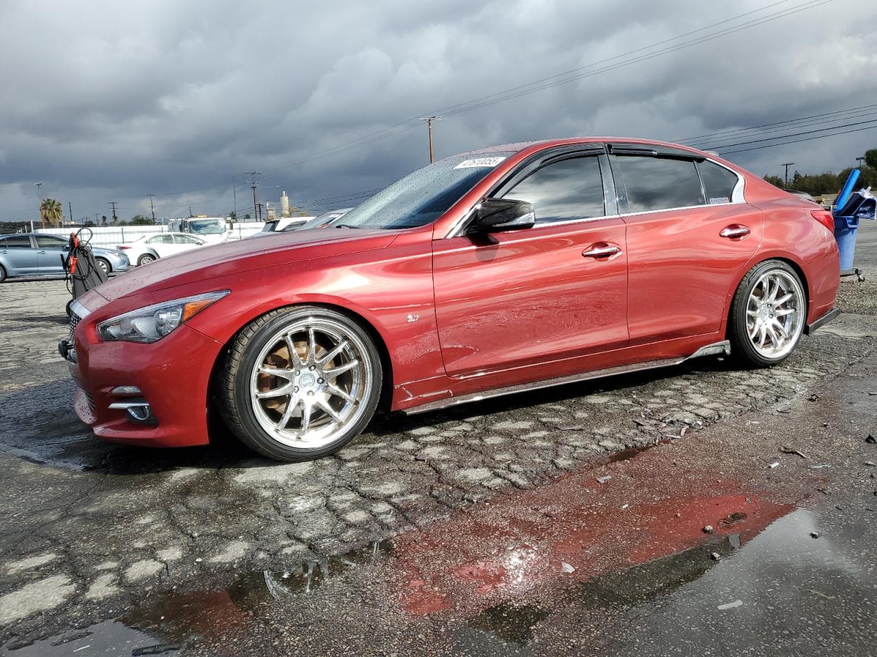 INFINITI Q50 BASE 2015