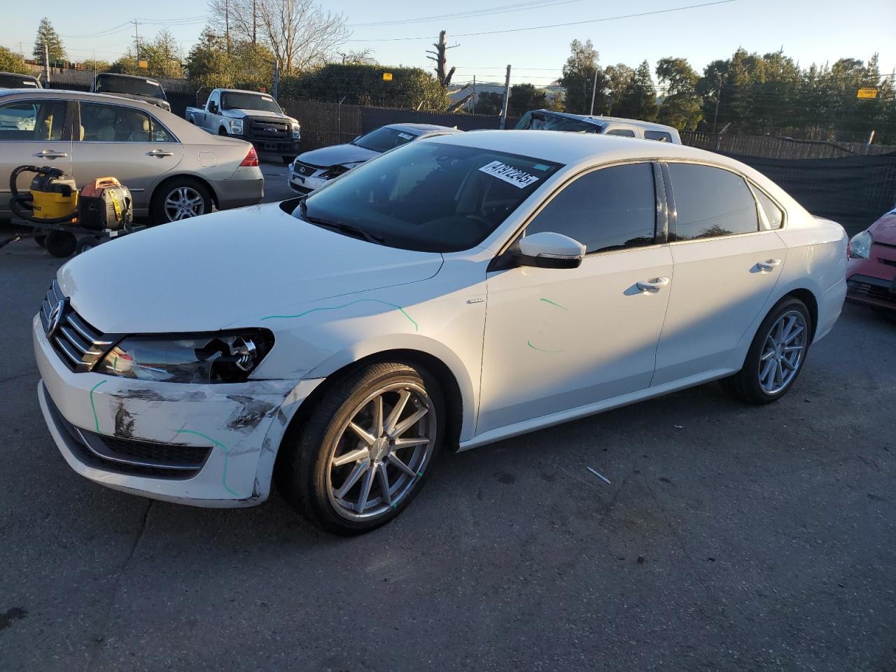 VOLKSWAGEN PASSAT S 2015