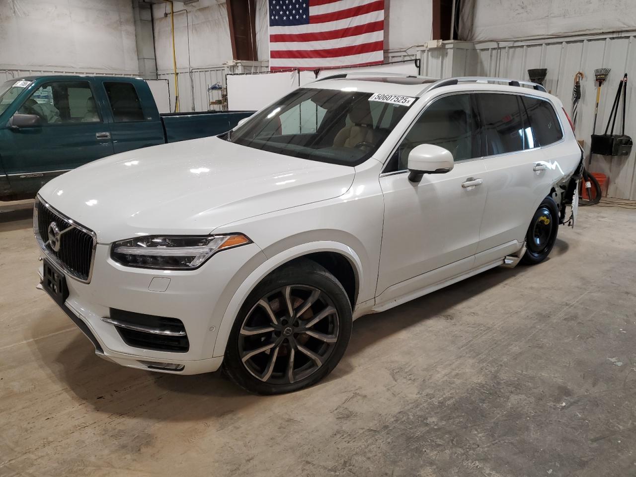 VOLVO XC90 T5 2018