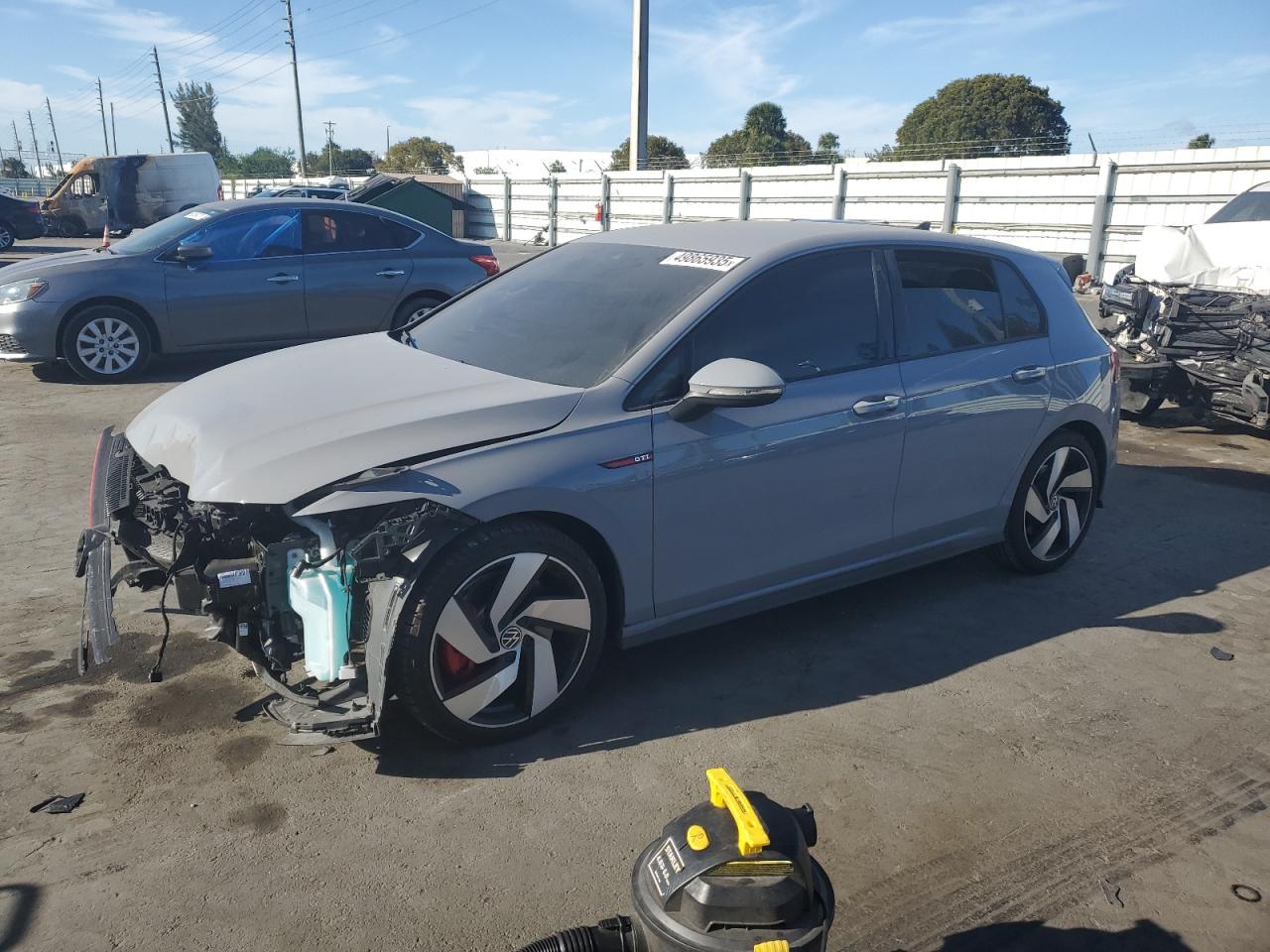 VOLKSWAGEN GTI S 2024