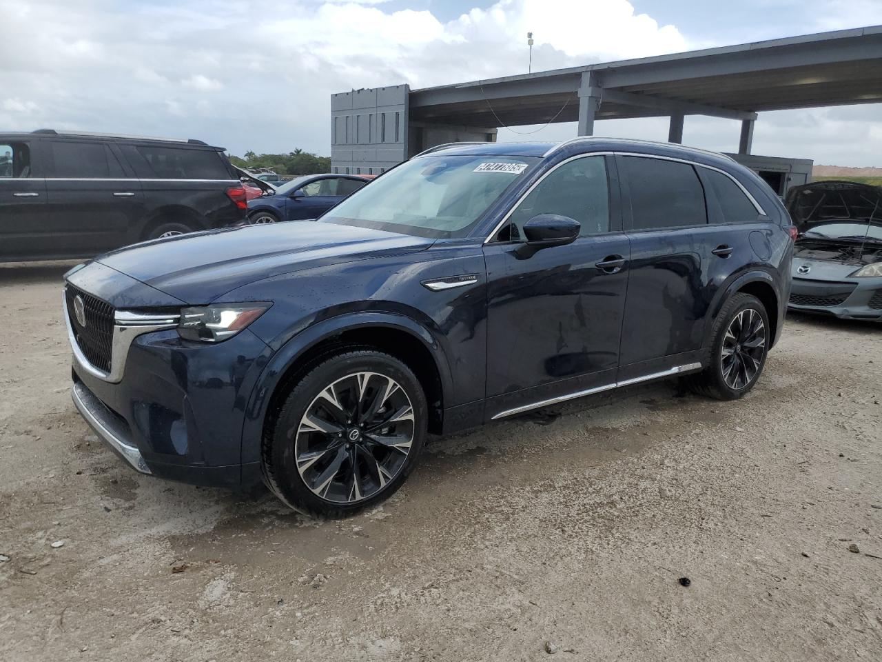MAZDA CX-90 2024