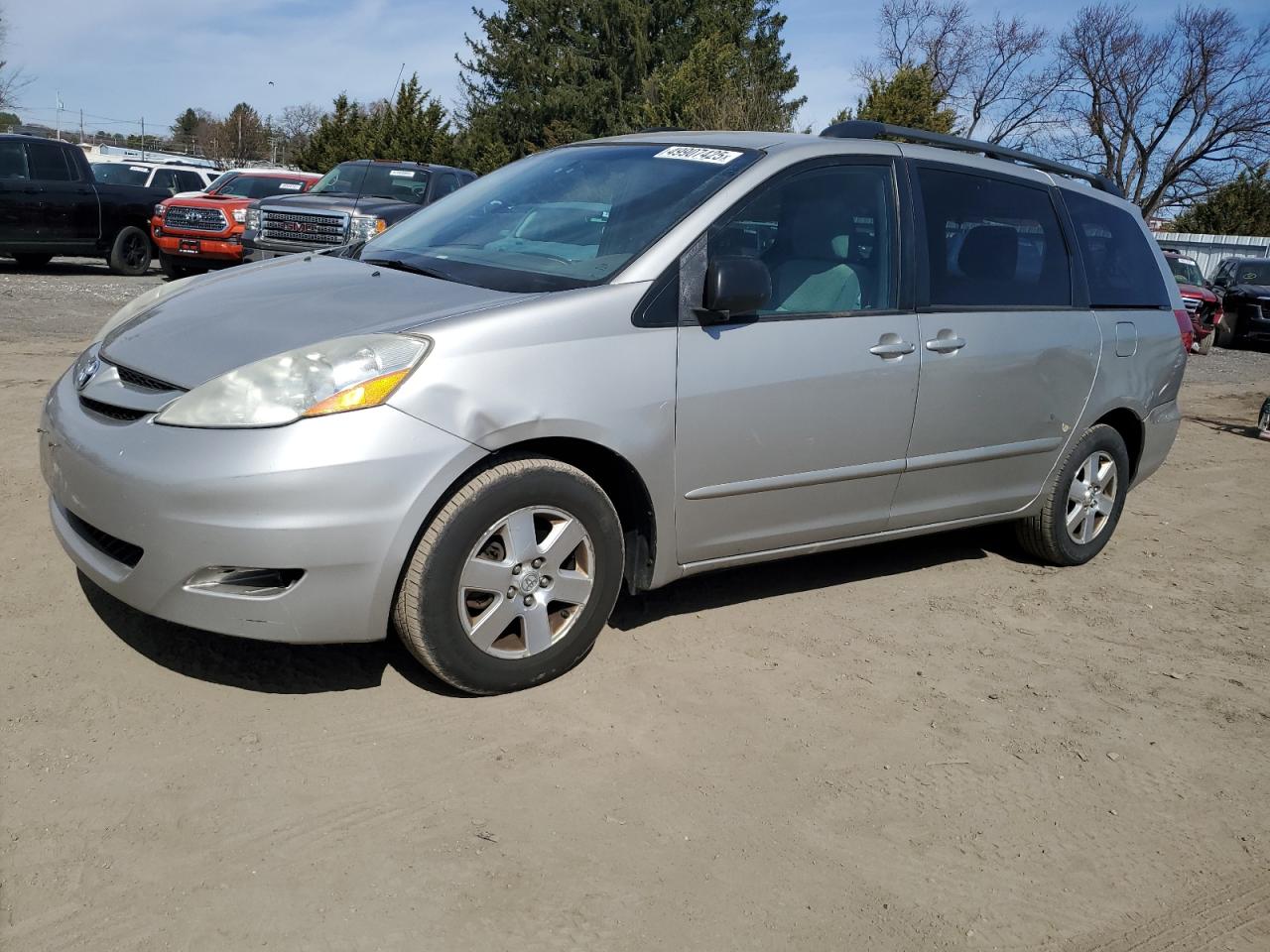 TOYOTA SIENNA CE 2009