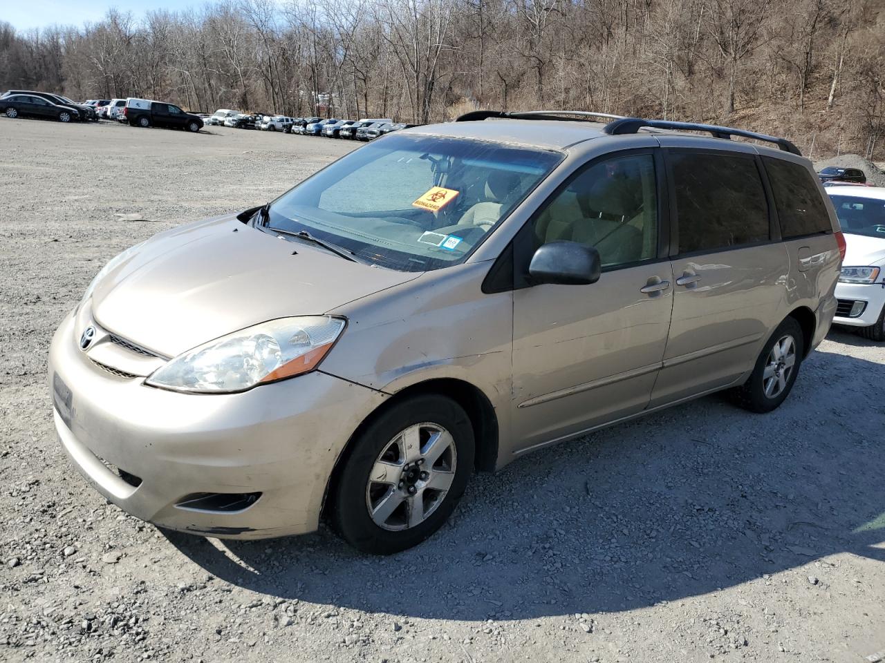 TOYOTA SIENNA CE 2008