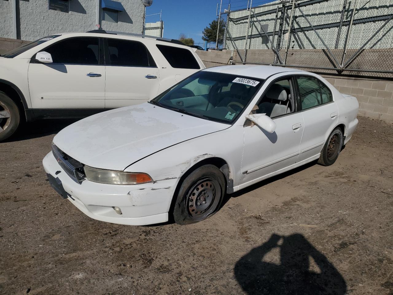 MITSUBISHI GALANT ES 2000
