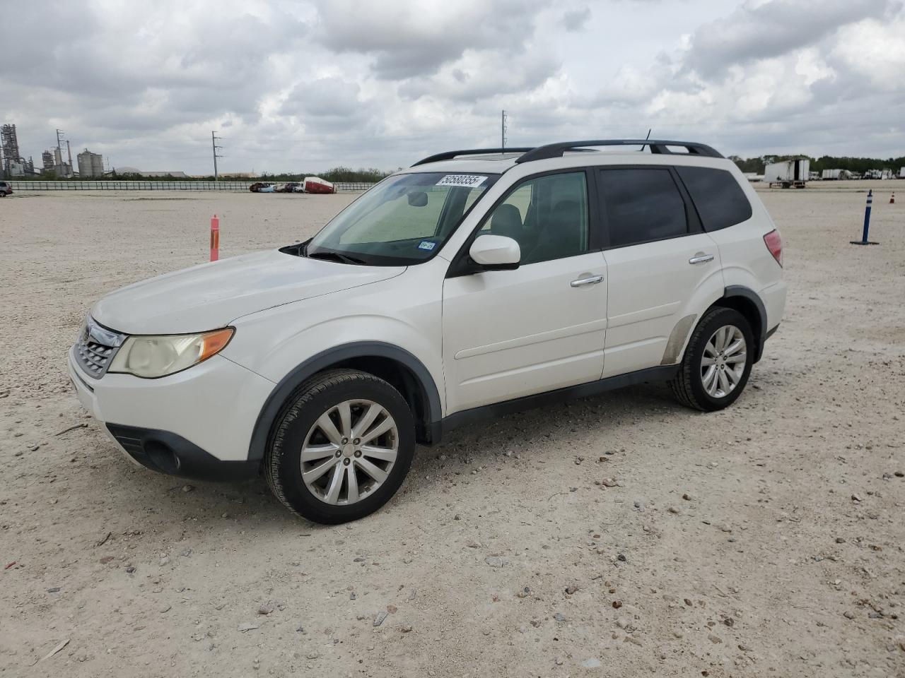 SUBARU FORESTER L 2011