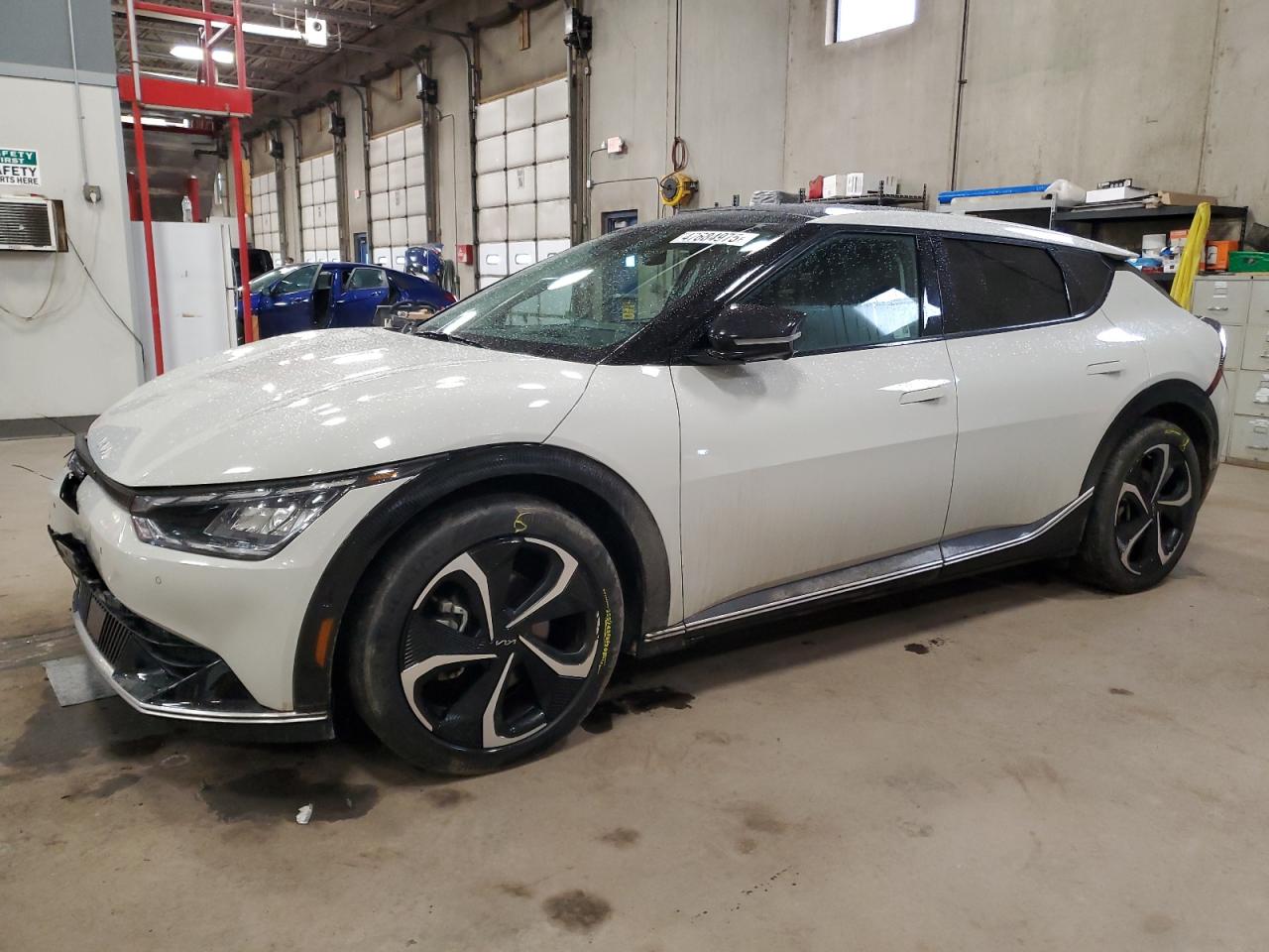 KIA EV6 LIGHT 2022