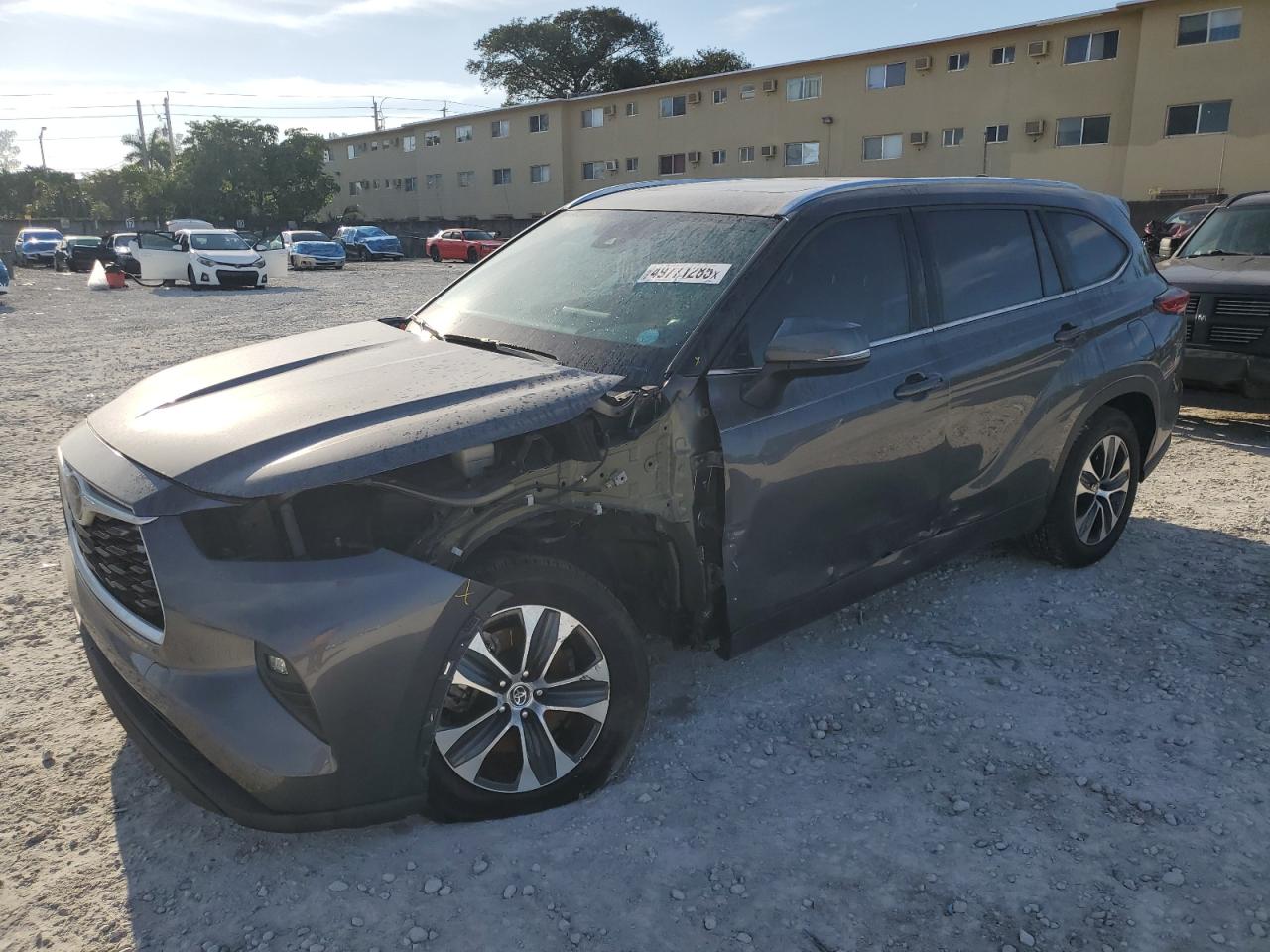 TOYOTA HIGHLANDER 2020