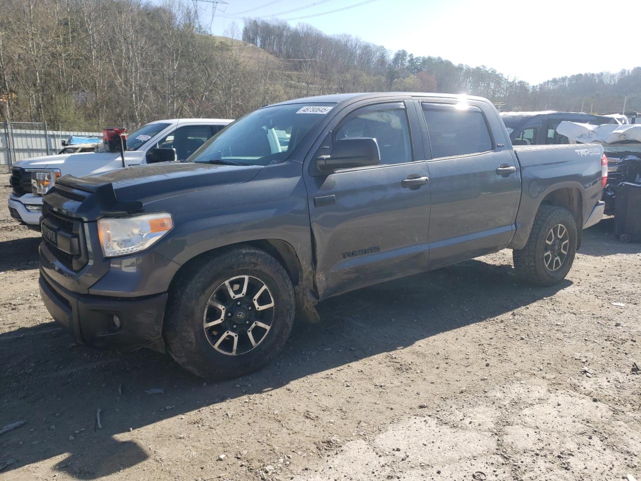 TOYOTA TUNDRA CRE 2015