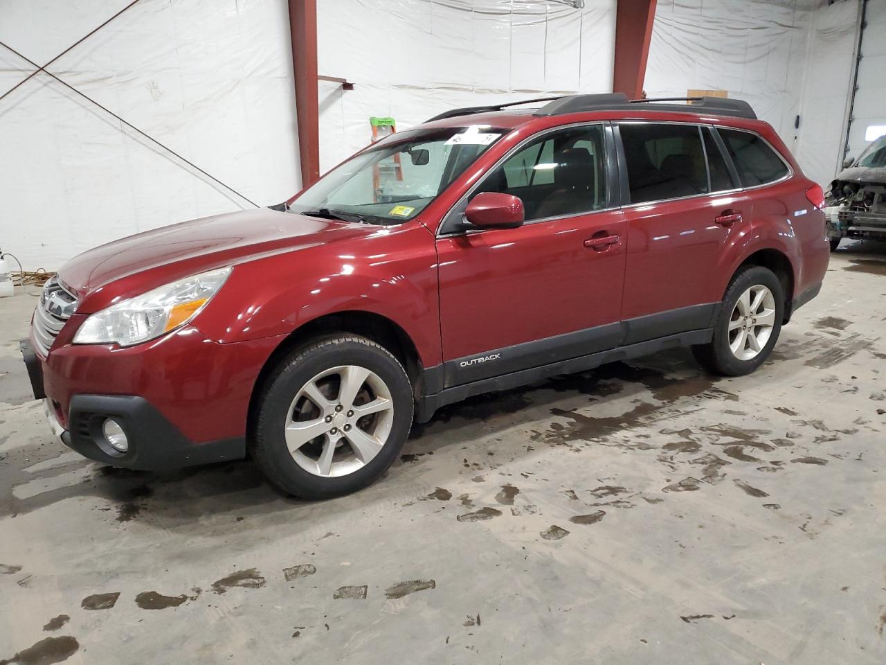 SUBARU OUTBACK 2. 2014