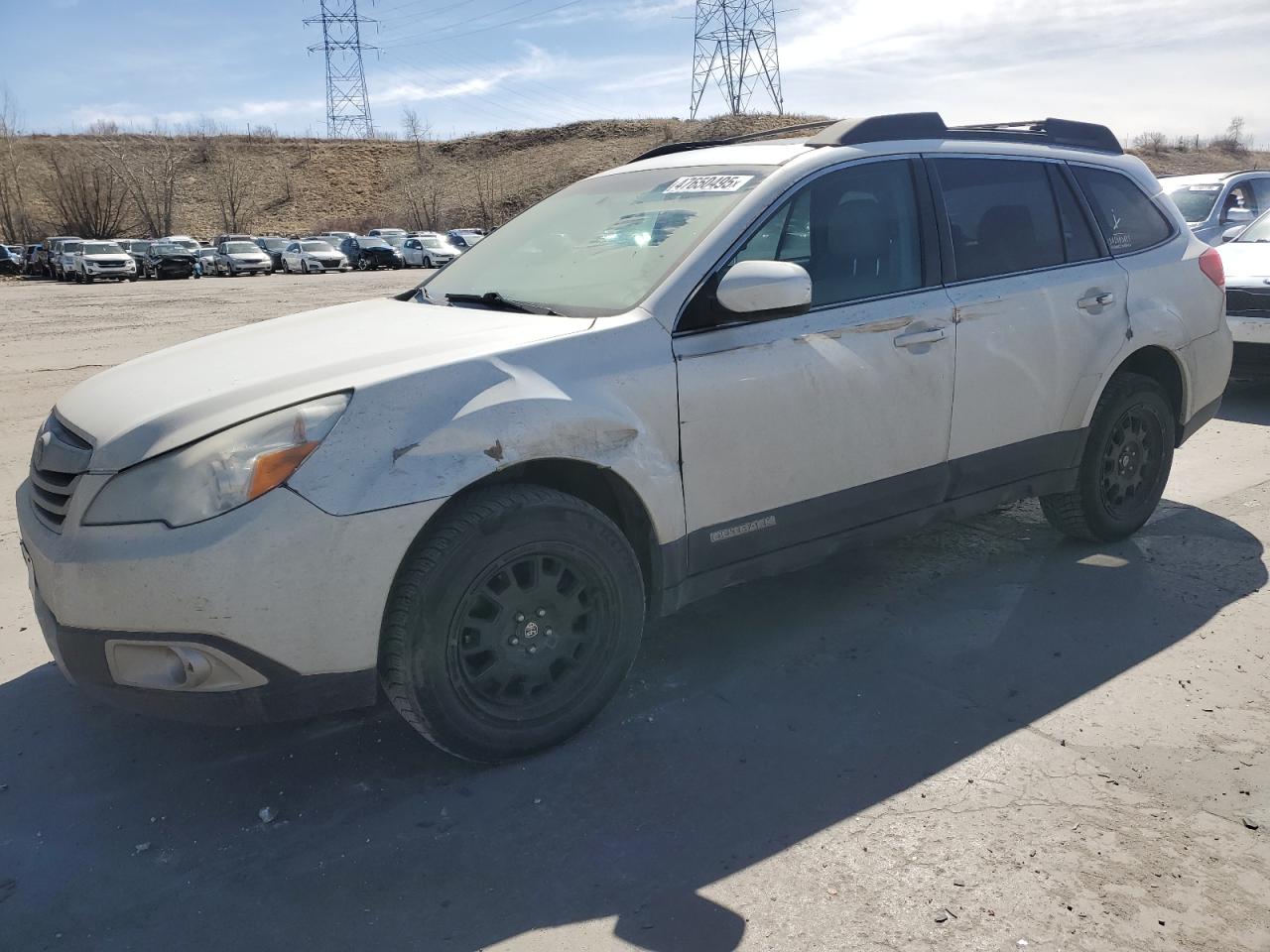 SUBARU OUTBACK 2. 2011