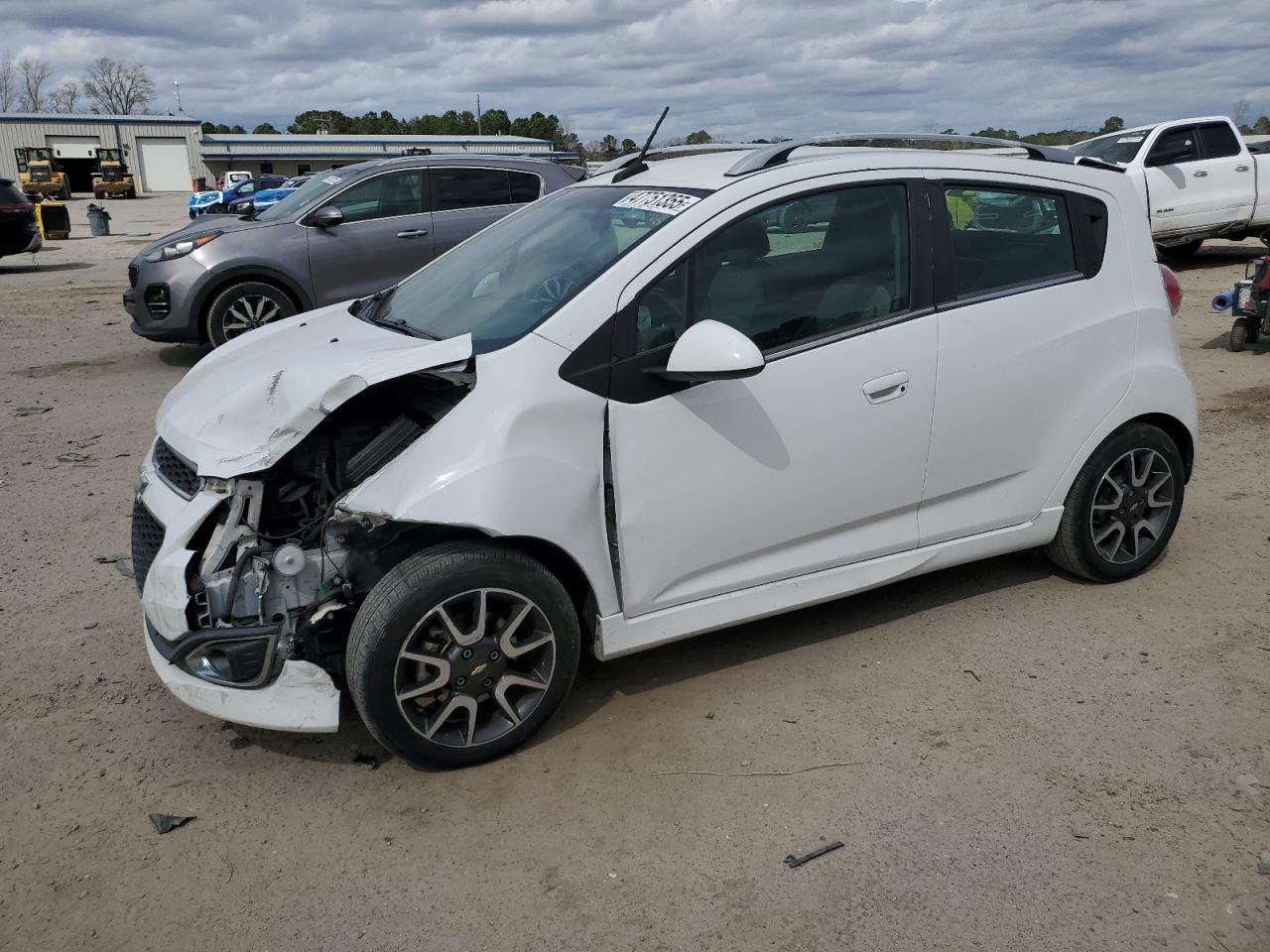 CHEVROLET SPARK 2LT 2013