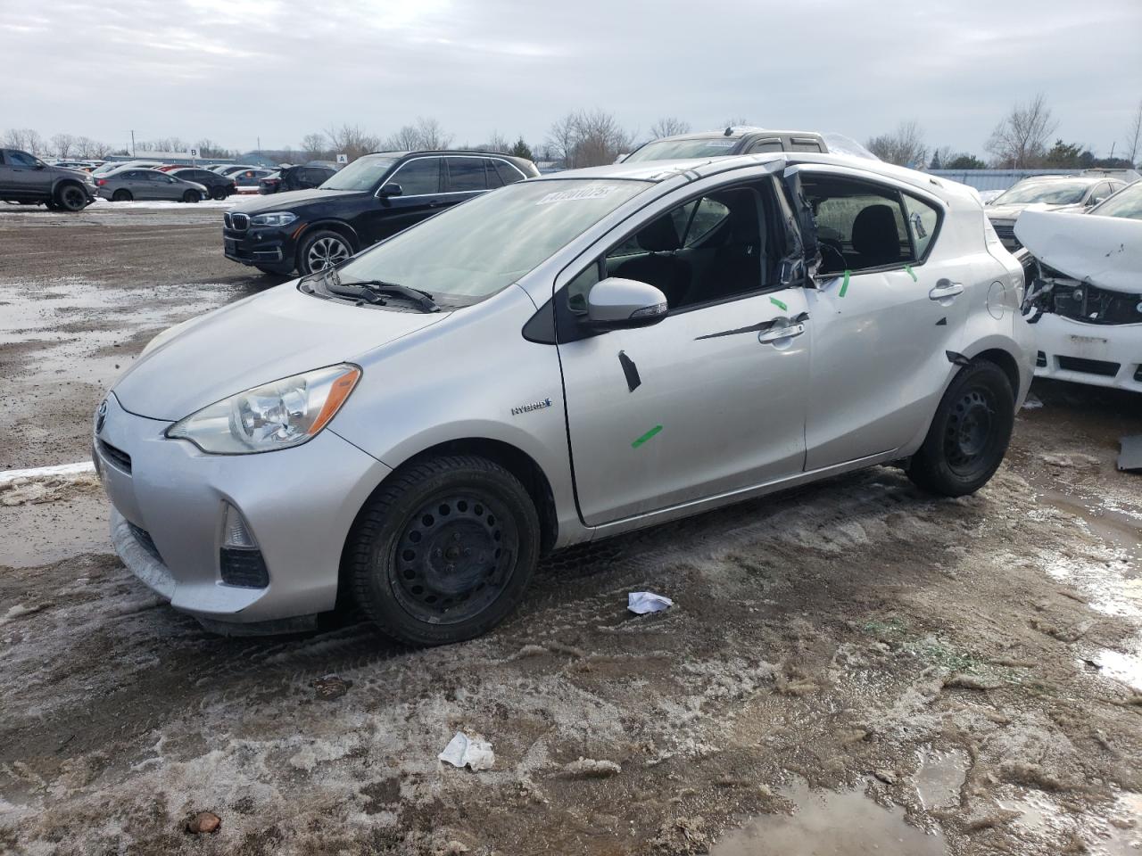 TOYOTA PRIUS C 2012