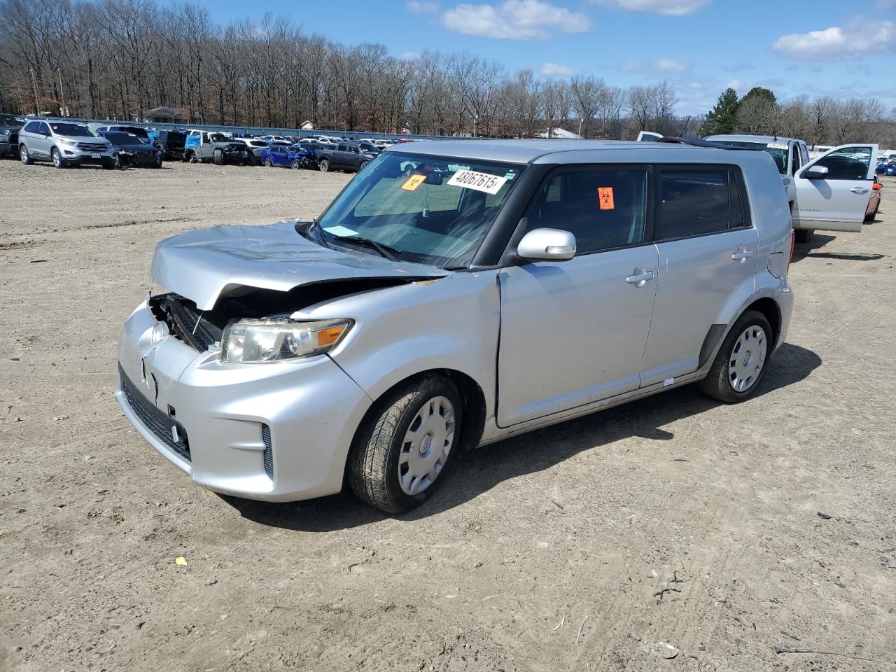 TOYOTA SCION XB 2011