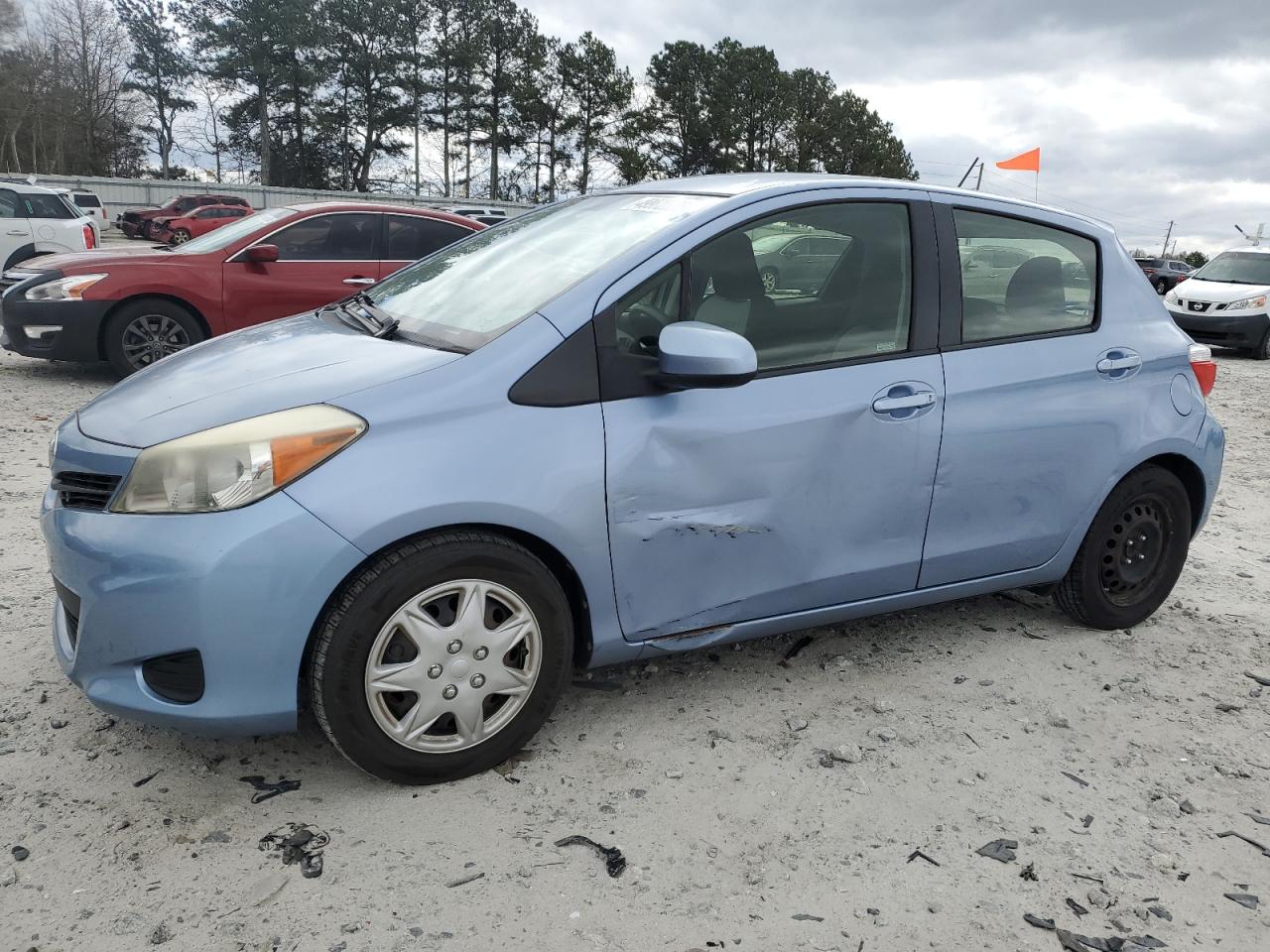 TOYOTA YARIS 2012