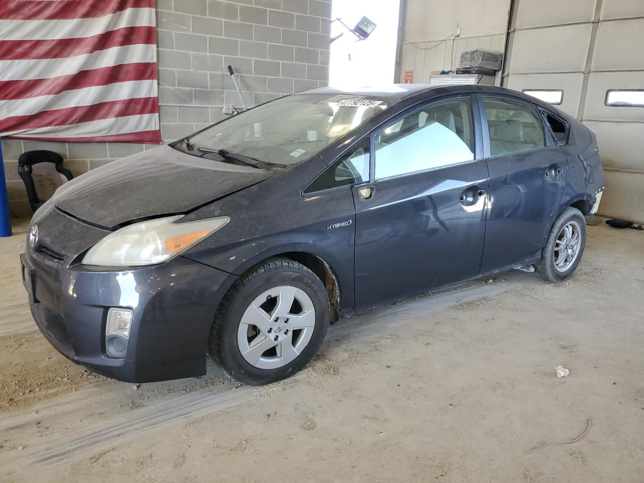 TOYOTA PRIUS 2011
