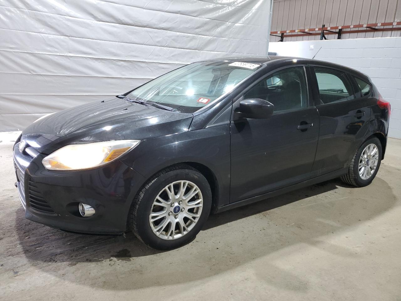 FORD FOCUS SE 2012
