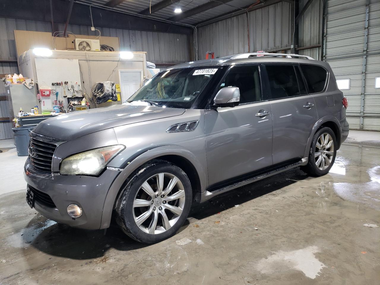 INFINITI QX56 2013
