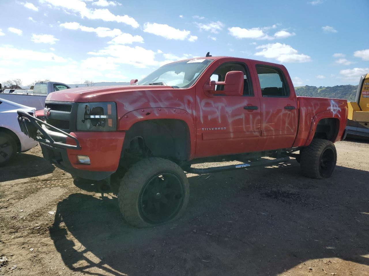 CHEVROLET SILVERADO 2011