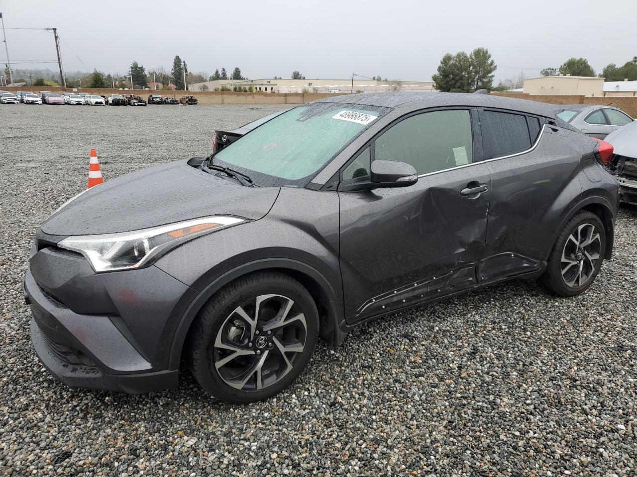 TOYOTA C-HR XLE 2019