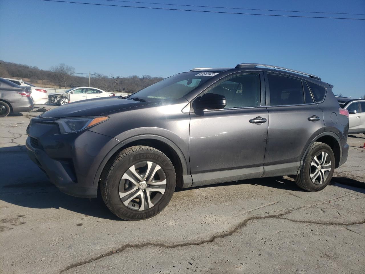TOYOTA RAV4 LE 2017