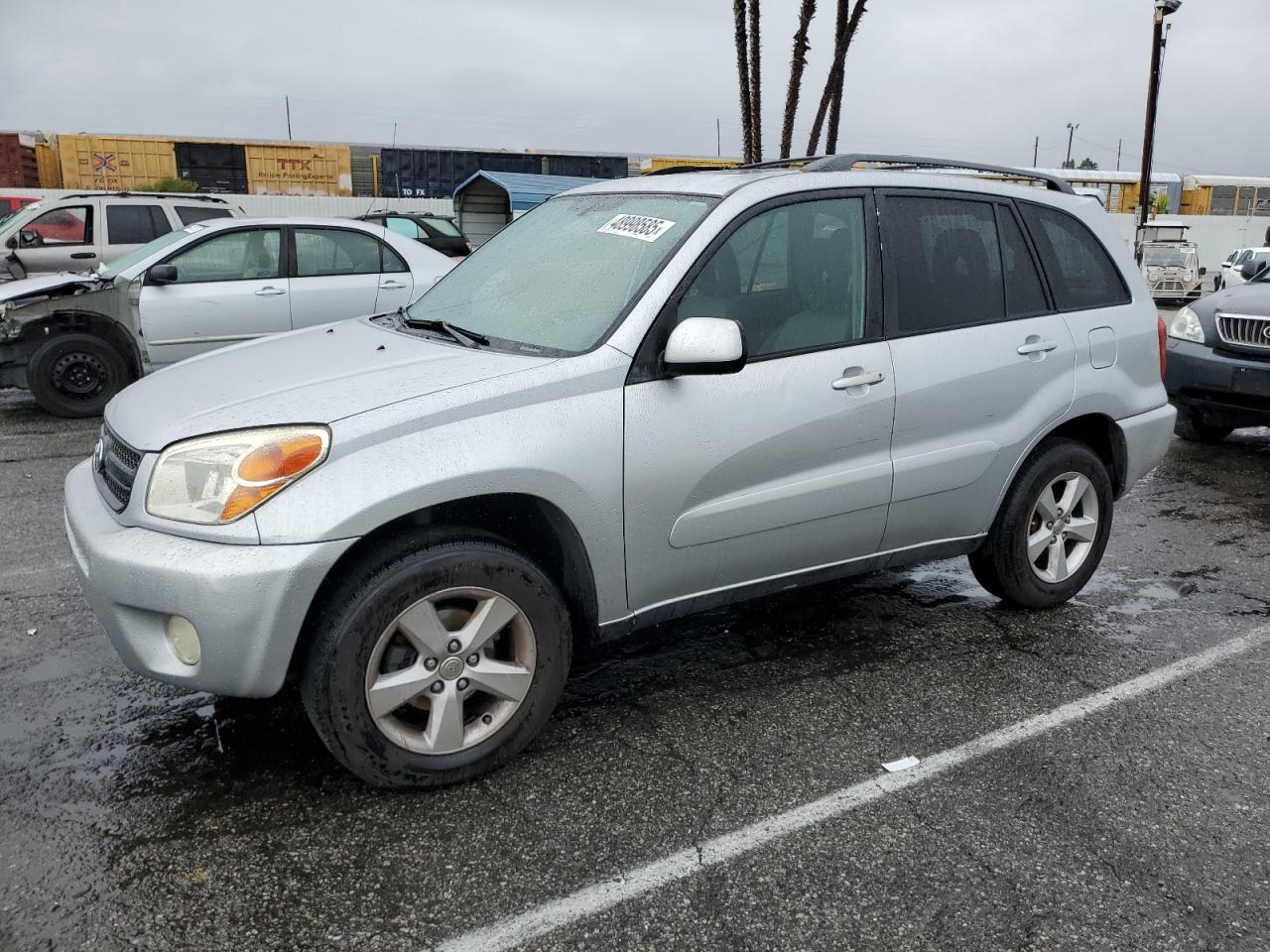 TOYOTA RAV4 2005