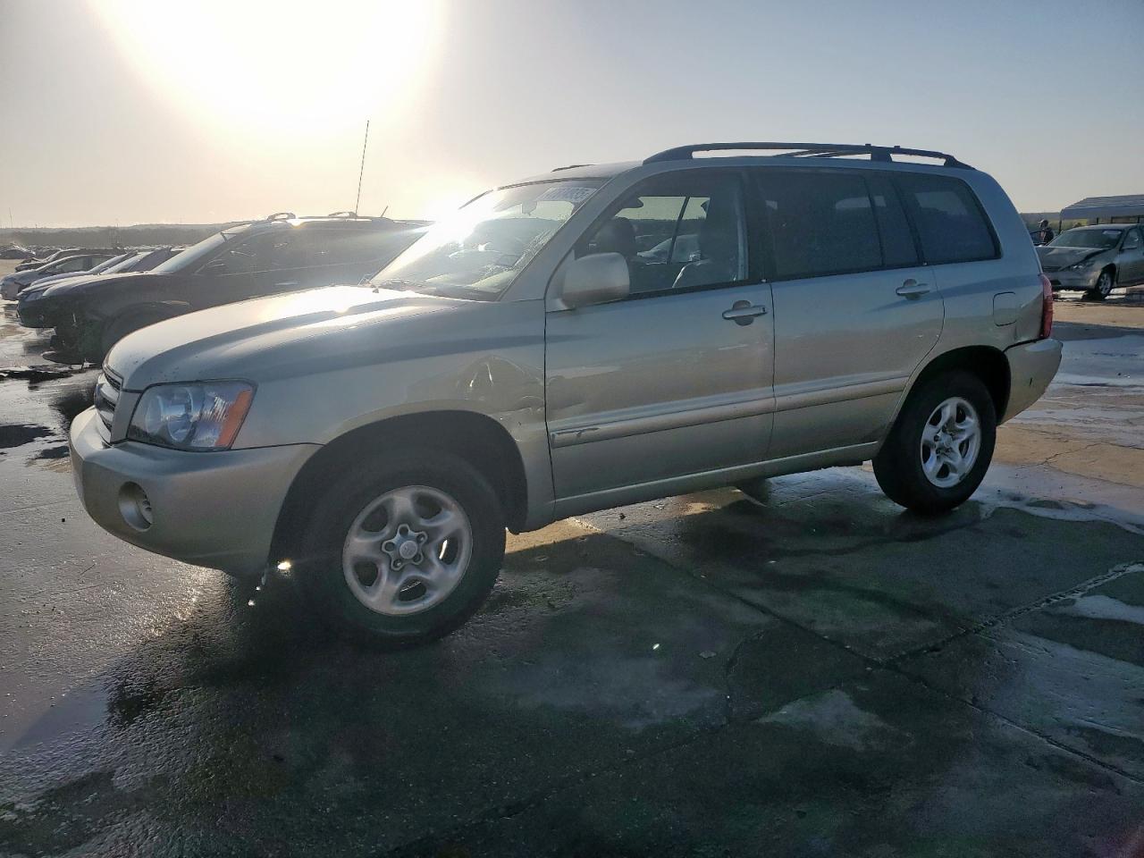 TOYOTA HIGHLANDER 2003