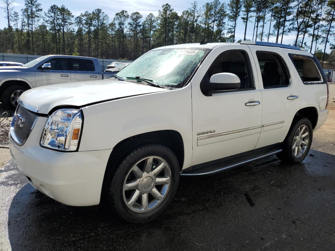 GMC YUKON DENA 2011