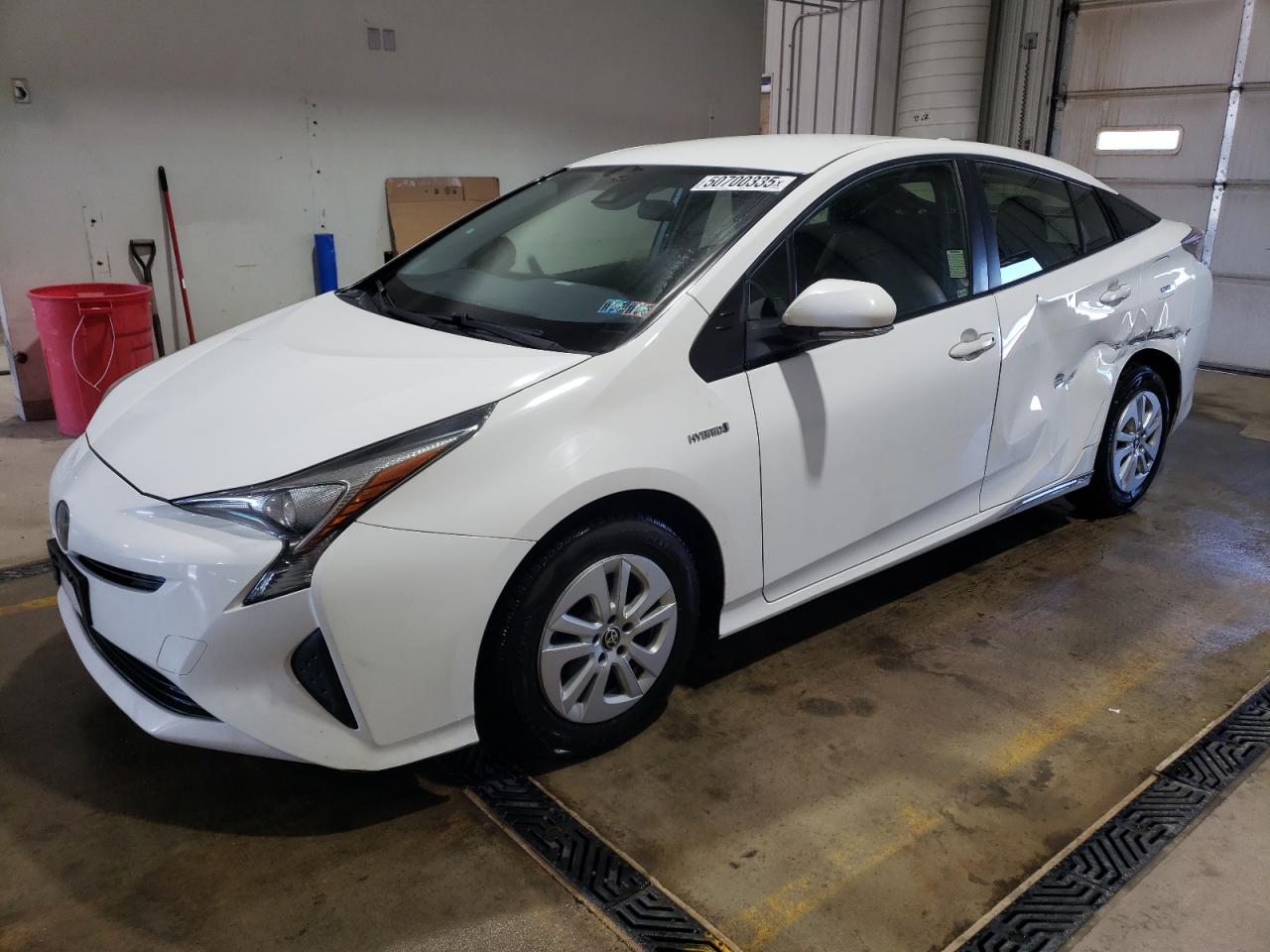 TOYOTA PRIUS 2018