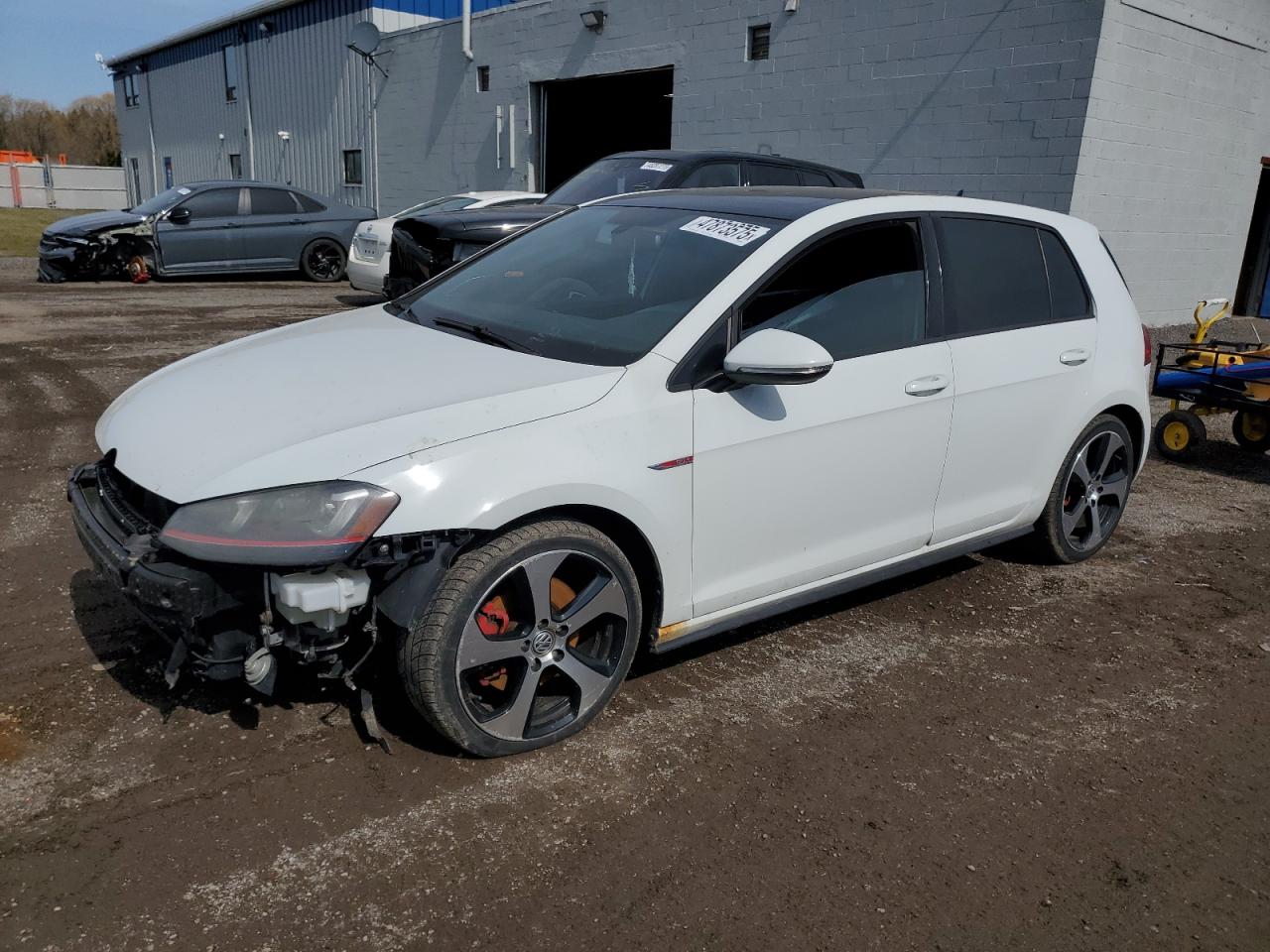 VOLKSWAGEN GTI 2015