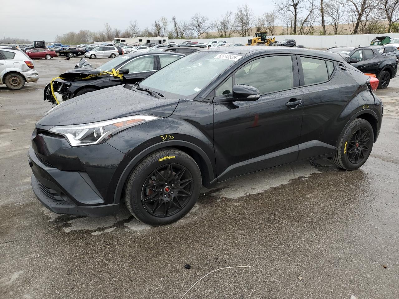 TOYOTA C-HR XLE 2019