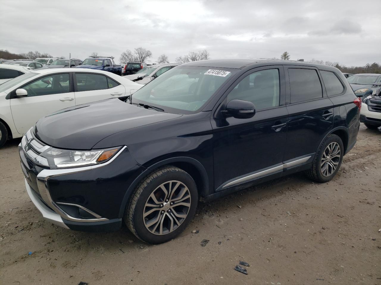 MITSUBISHI OUTLANDER 2017