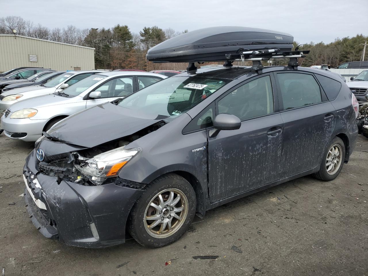 TOYOTA PRIUS V 2015