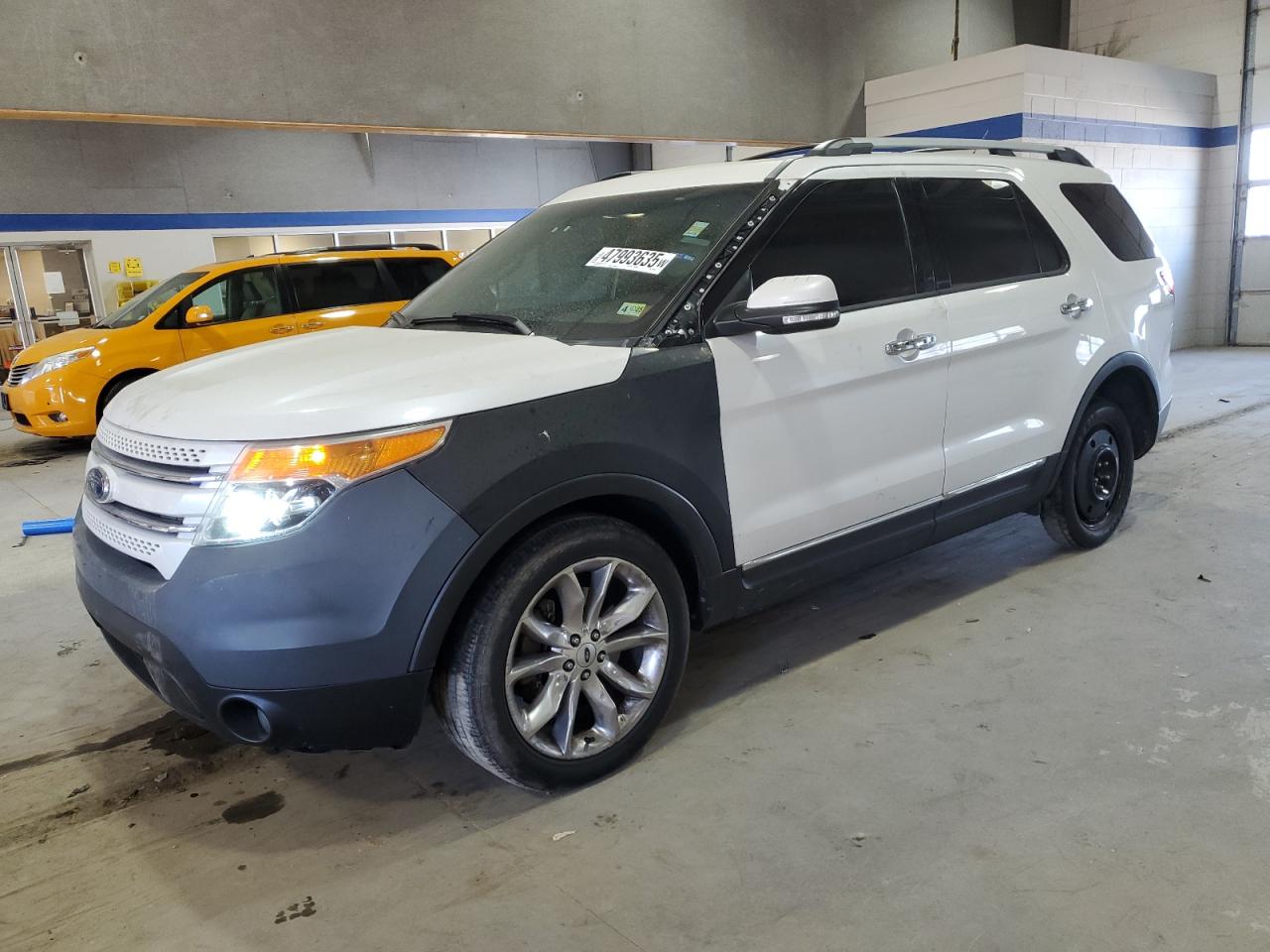 FORD EXPLORER L 2013