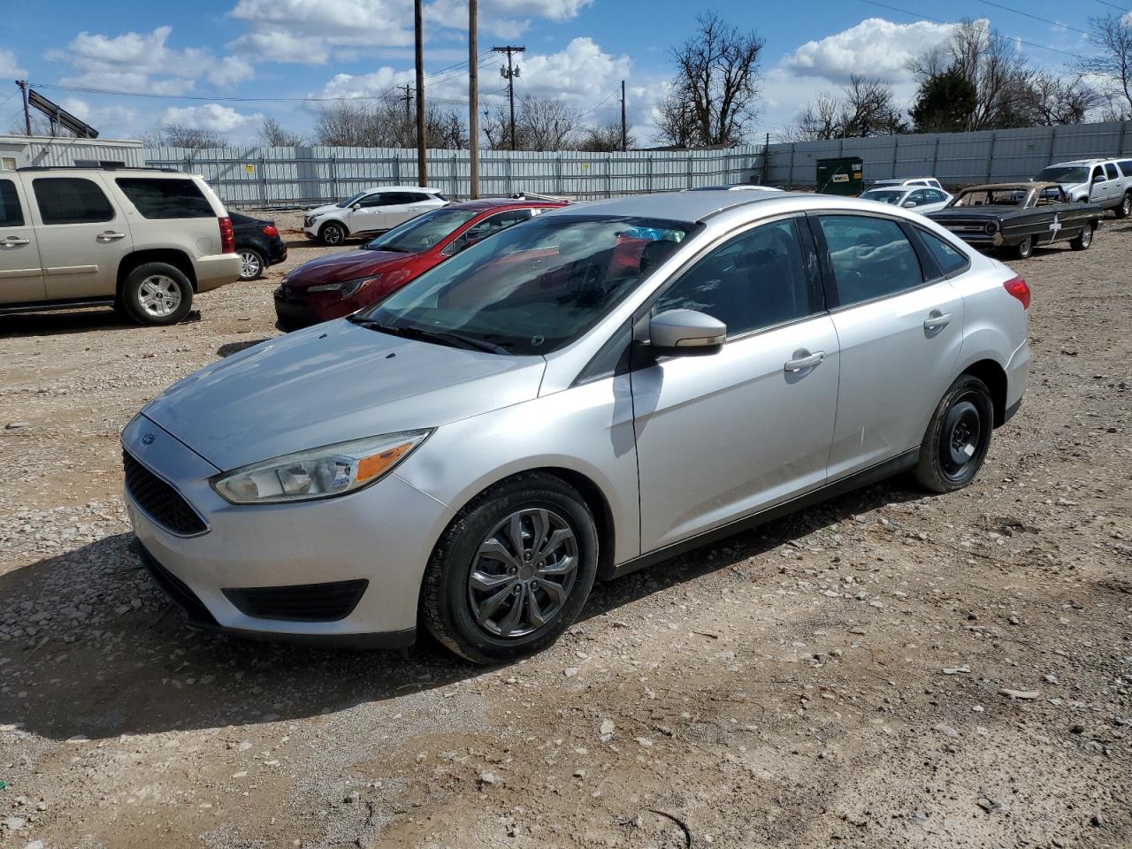 FORD FOCUS SE 2015
