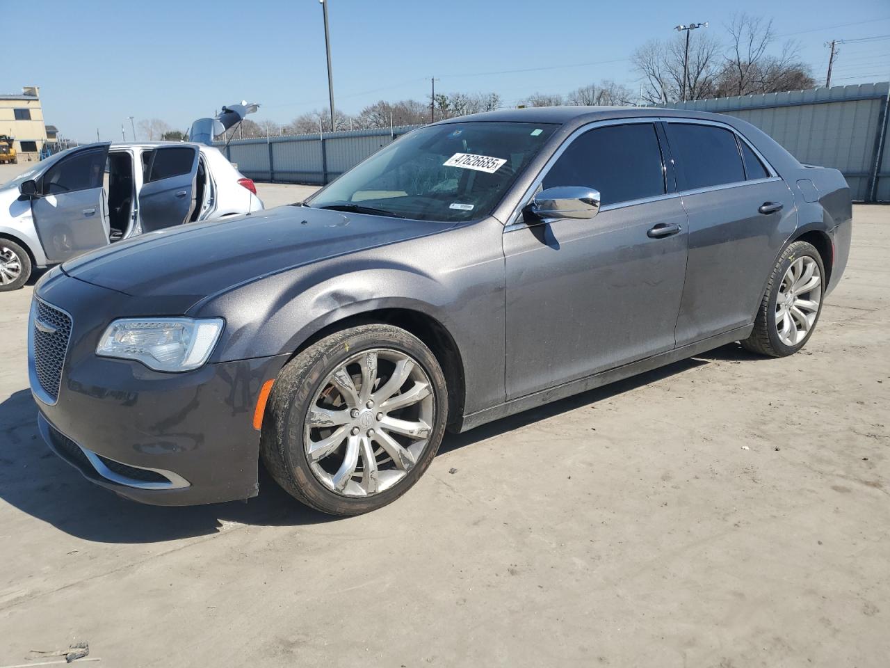 CHRYSLER 300 TOURIN 2019