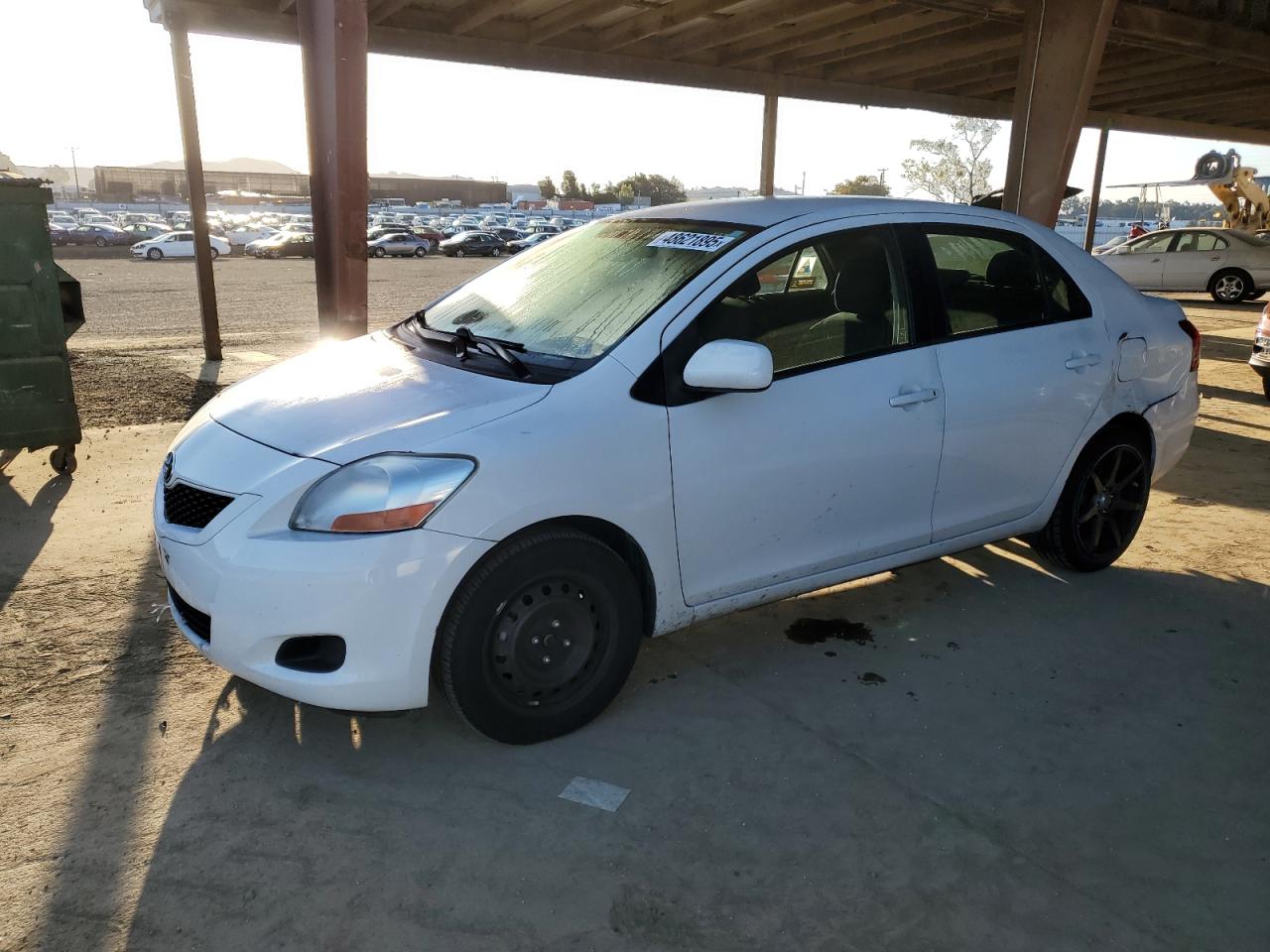 TOYOTA YARIS 2011